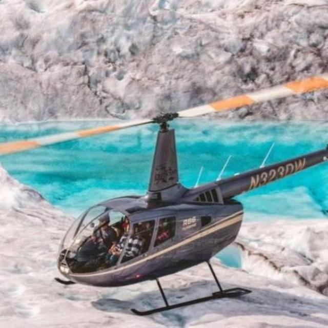 Knit Glacier Helicopter Tour