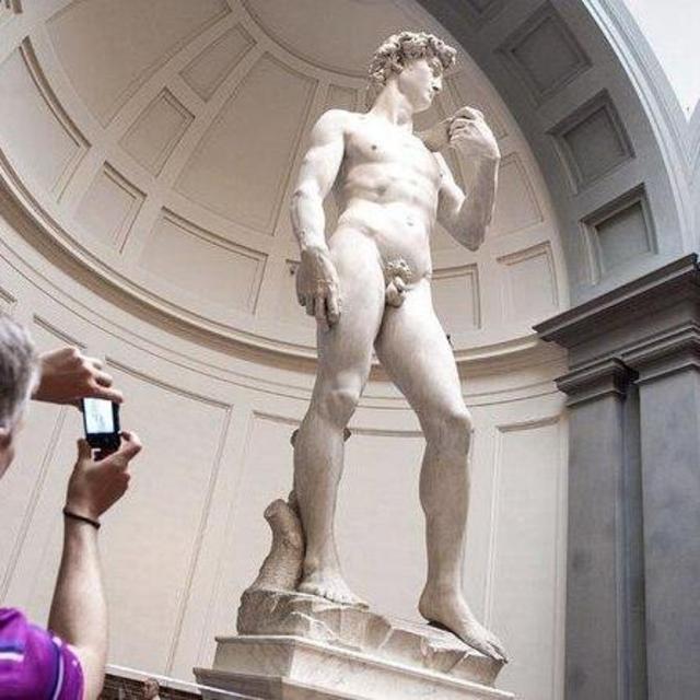 David & Accademia Gallery Tour!