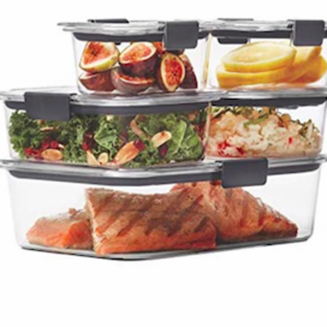 Rubbermaid Brillance storage containers