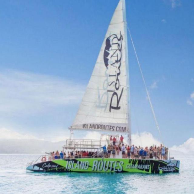Honeymoon - Dunn River Catamaran Cruise