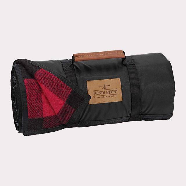 Pendleton Roll Up Blanket - in Rob Roy Tartan
