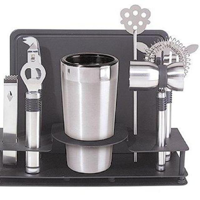 10 piece bar shaker and tool set