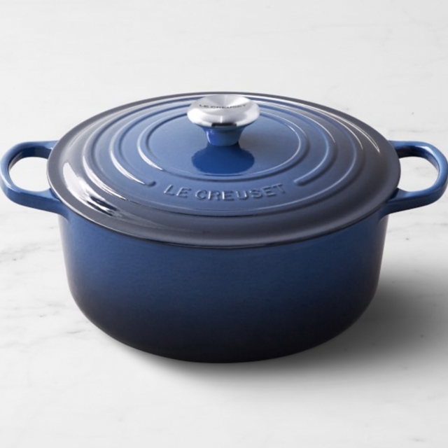 Le Creuset Signature Enameled Cast Iron Round Oven