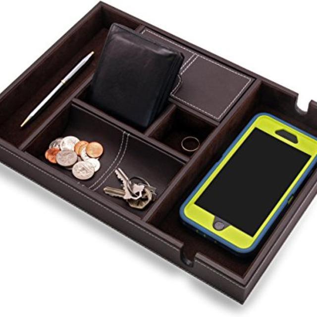HoundsBay Big Valet Tray for Men with Large Smartphone Charging Station (Dark Brown)