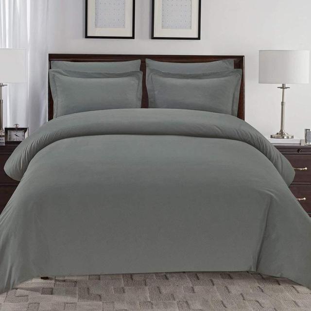 Mellanni Full/Queen Duvet Set in Gray