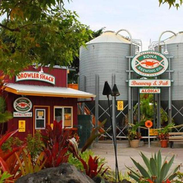 Lunch at Kona Brewery