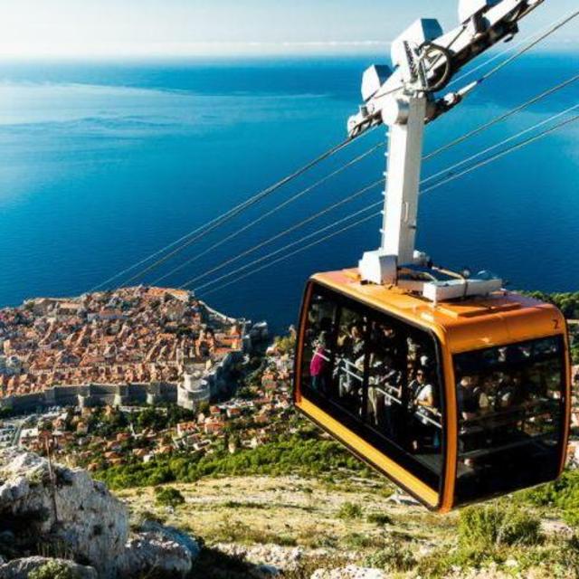 Dubrovnik walking tour and cable car