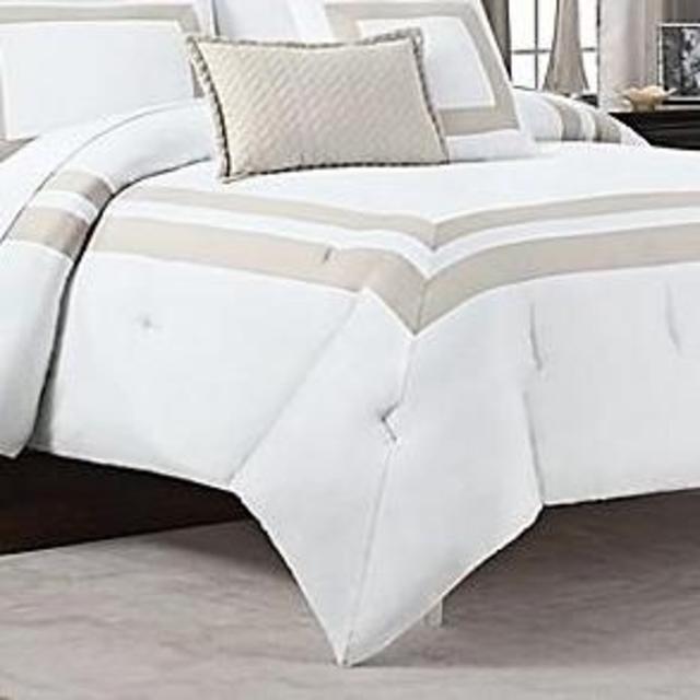 Double Banded 5-Piece Full/Queen Hotel Style Comforter Set in Taupe/White