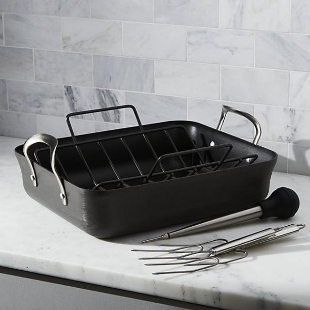 Calphalon Contemporary ™ Non-Stick Roaster with Lifters and Baster