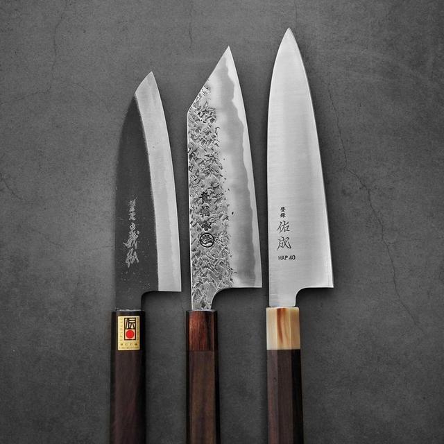 Help buy a Japanese knife set!