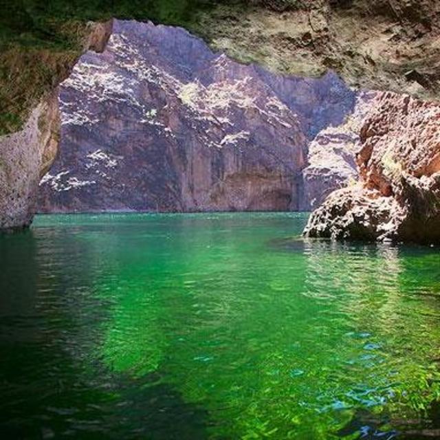 Excursion: Emerald Cave!