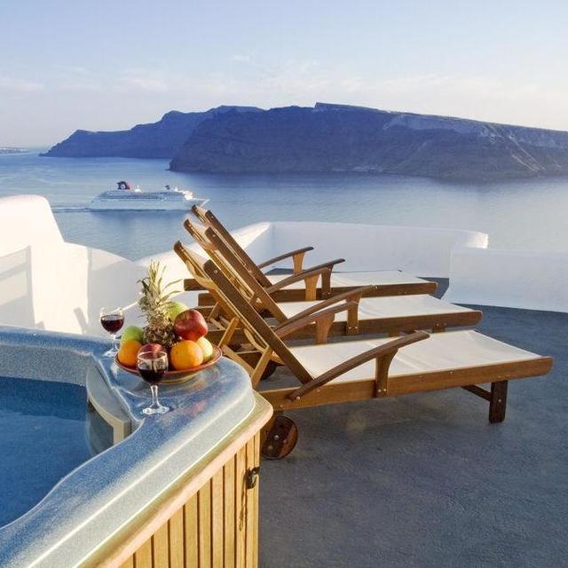 Four nights at the Anastasis Apartments in Santorini, Greece