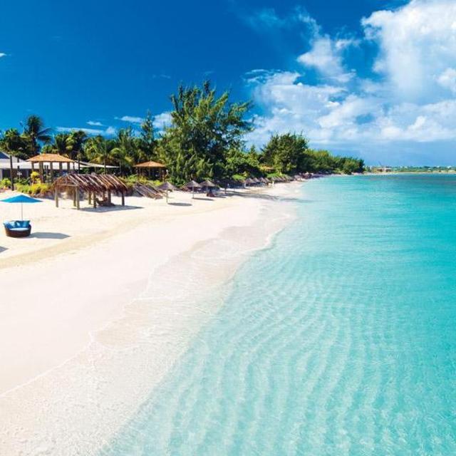 Hotel/Resort