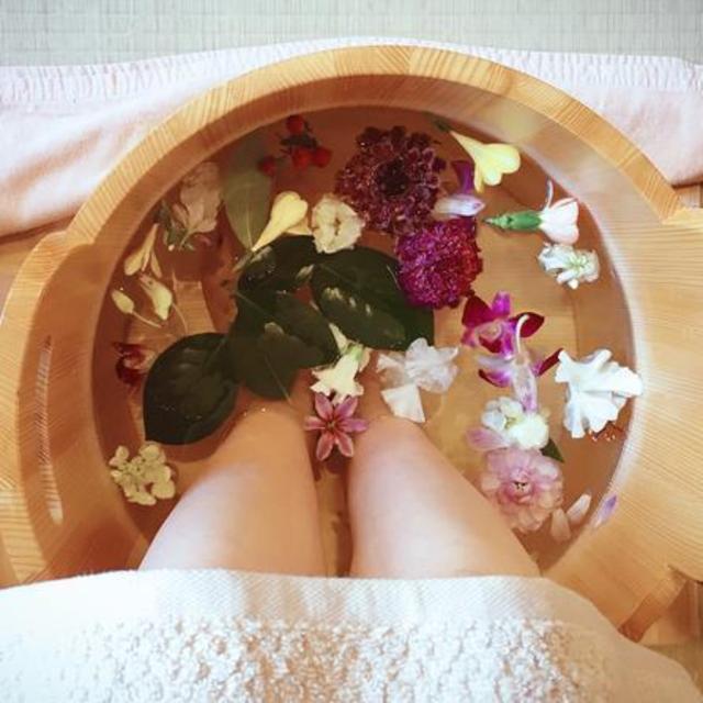 Japan Honeymoon - Japanese Foot Spa Treatment in Kyoto