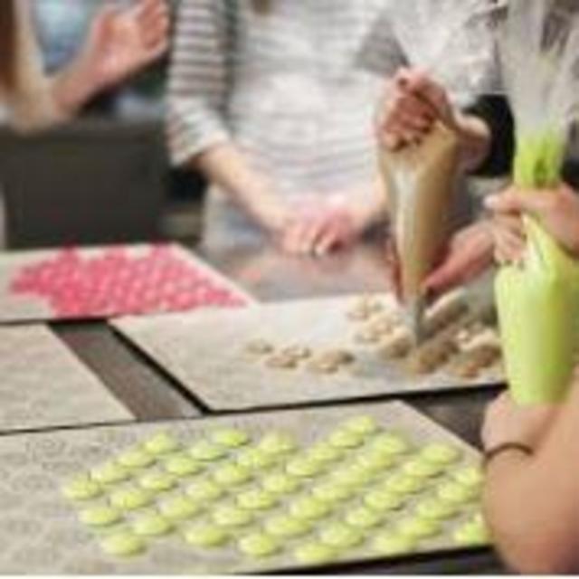 Macaron Baking Class in Paris