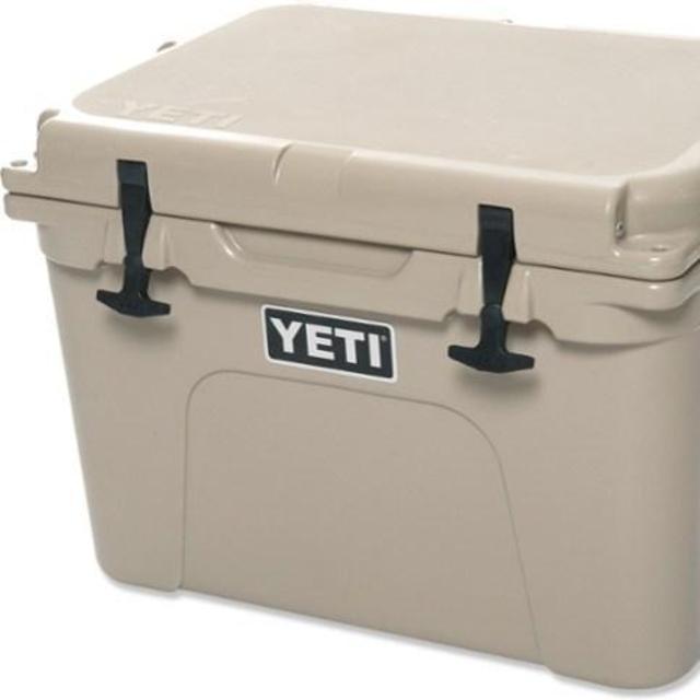 YETI   Tundra 35 Cooler