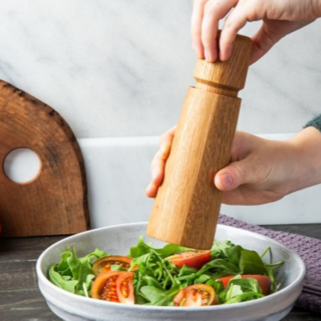 Wooden Oak Mill - Salt Grinder