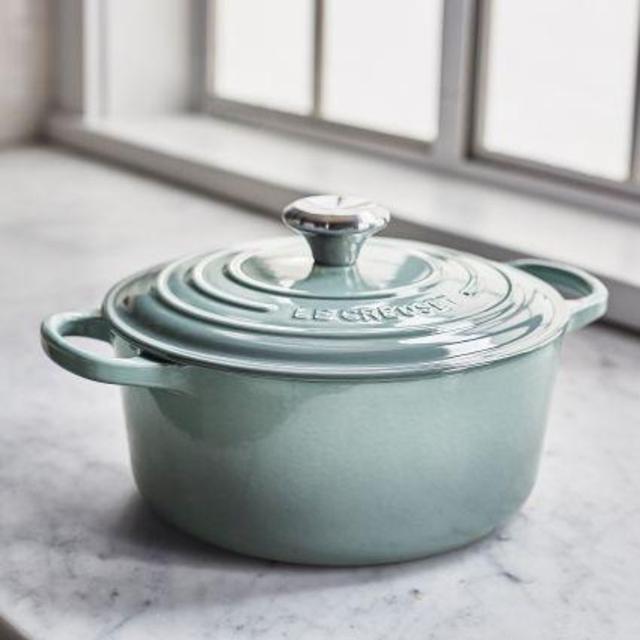 Le Creuset Signature Round Dutch Oven, Sea Salt, 4.5 qt.