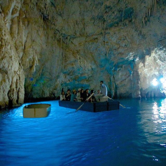 Emerald Grotto Excursion