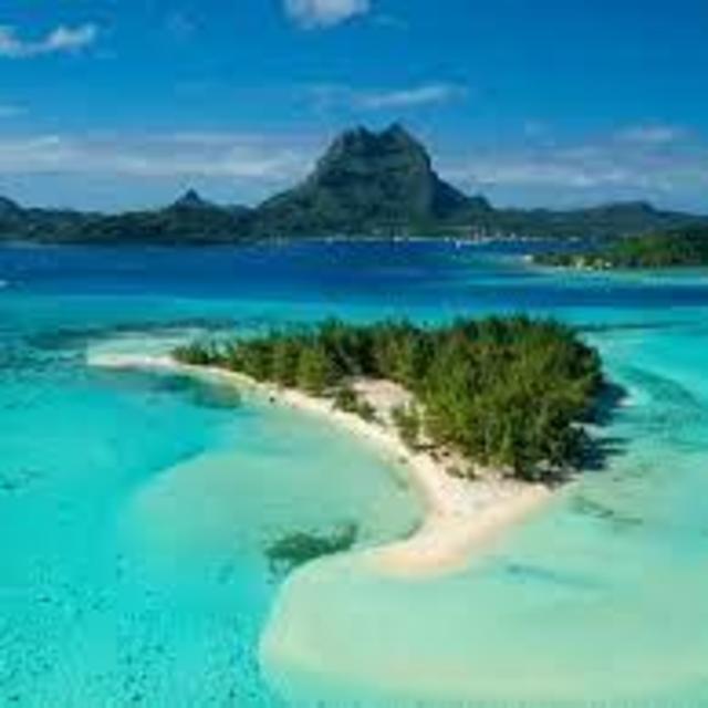 Bora Bora Accommodations on Honeymoon
