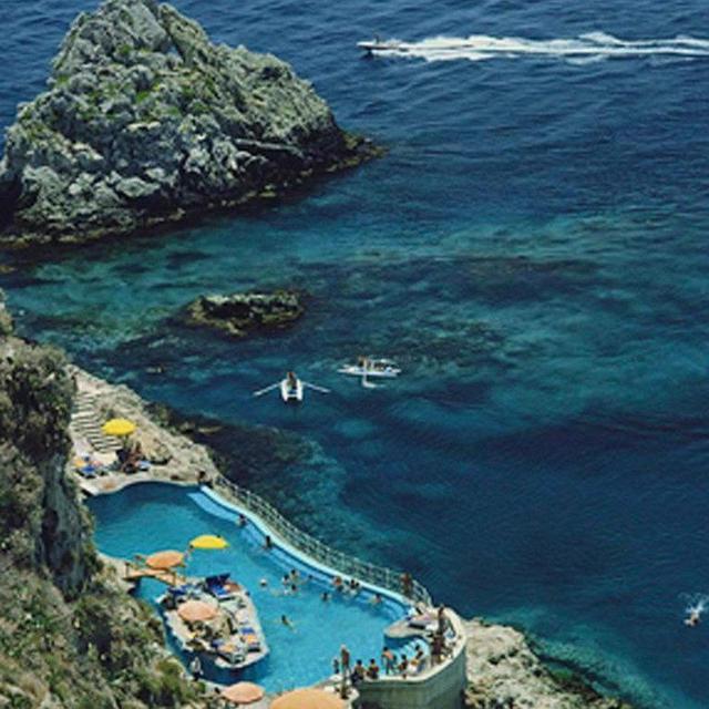 Honeymoon Fund: Hotel stay in Taormina, Sicily