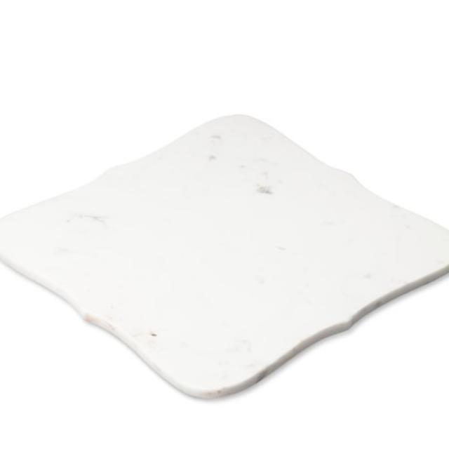 Scalloped White Marble Cheese Board