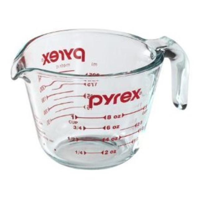 Pyrex 3-Piece Glass Measuring Cup Set