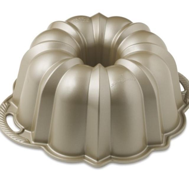 Nordic Ware Anniversary Bundt® Pan