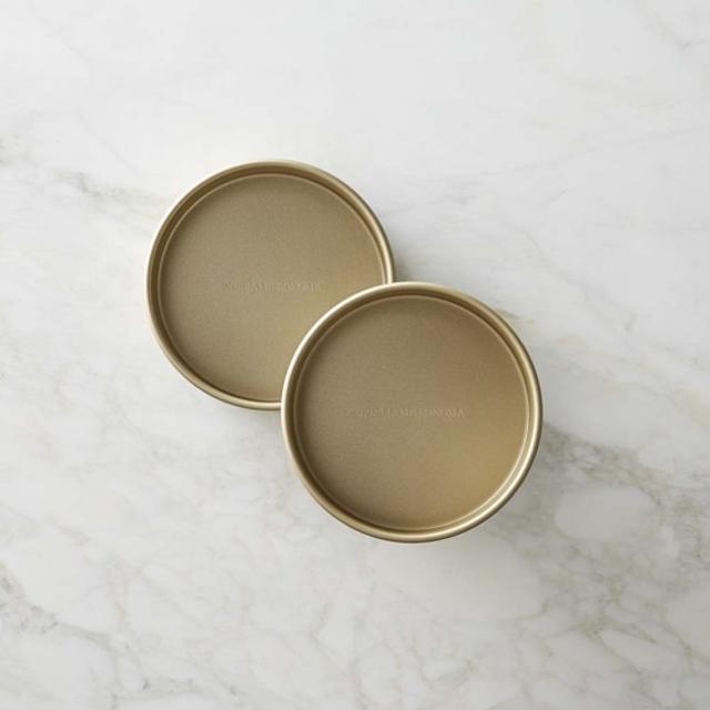 Set of 2 Williams Sonoma Goldtouch® Nonstick Round Cake Pans
