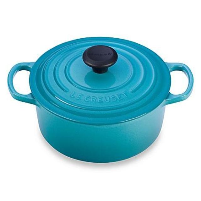 Le Creuset Signature Round Dutch Oven