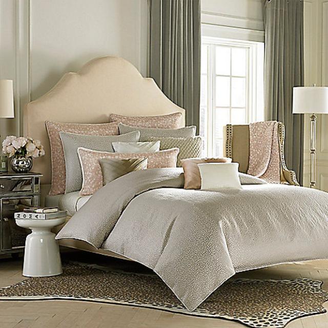 Lisbon Comforter Set