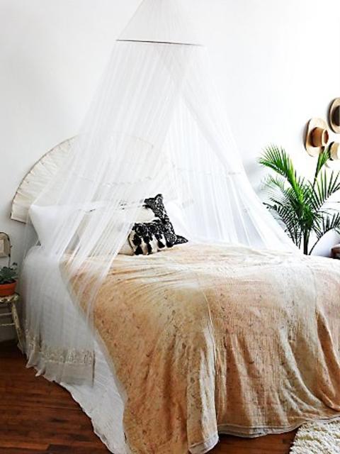 Ana Circle White Lace Net Bed Canopy