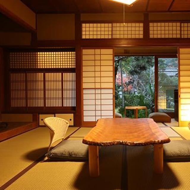 Night in a Traditional Japanese Ryokan