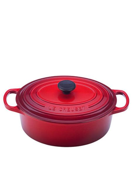 Le Creuset Signature 6.75-qt. Oval French Oven (Also at Belk)