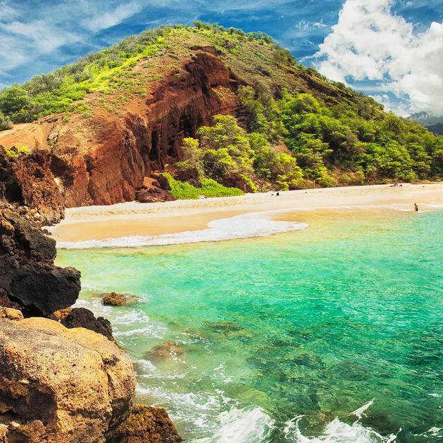 Hawaiian Honeymoon Getaway!