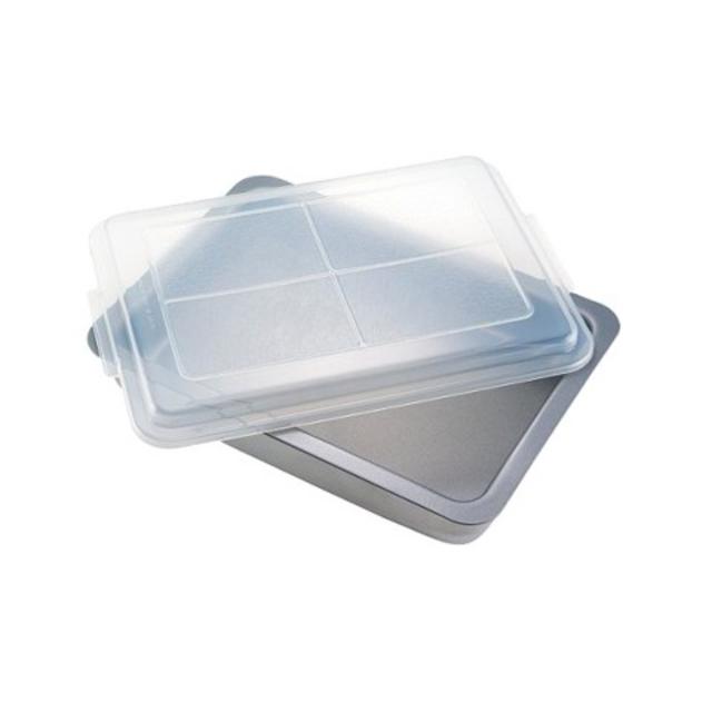 AirBake Ultra Nonstick Covered Cake Pan