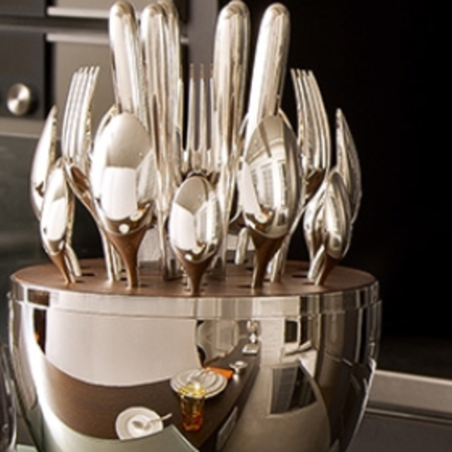 30-Piece Stainless Steel Flatware Set For Six Guests