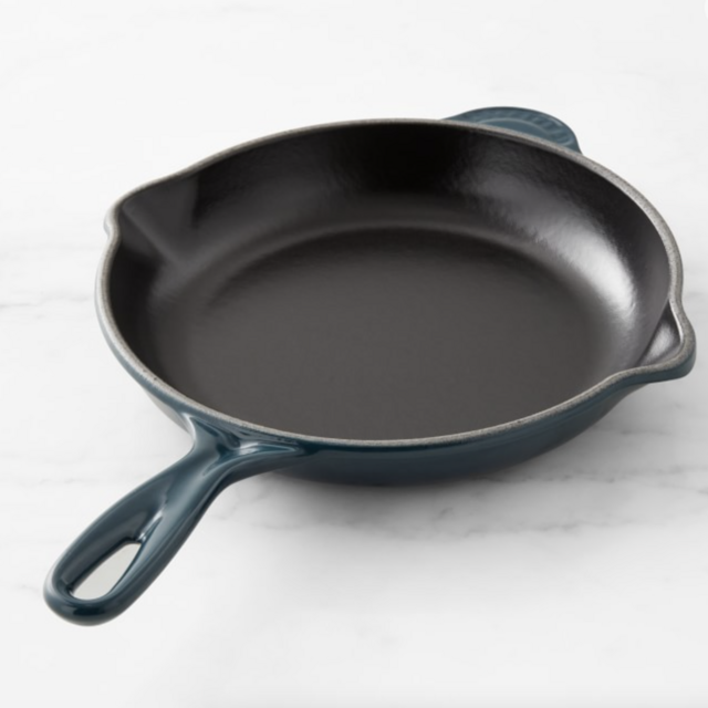 Le Creuset Classic Enameled Cast Iron Skillet Fry Pan, 9", Color Agave