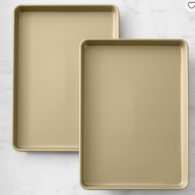 Williams Sonoma Goldtouch® Pro Nonstick Non Corrugated Half Sheet