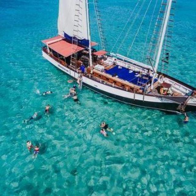 Snorkeling in Aruba