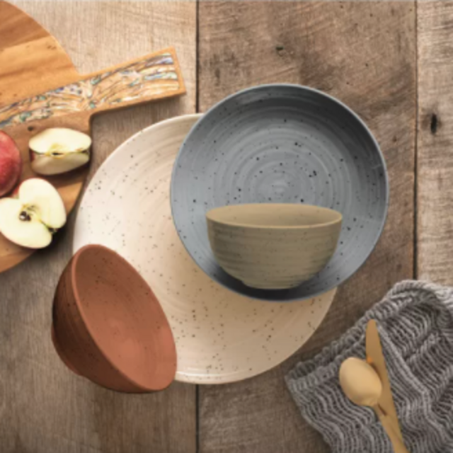 Siterra Painter's Palette 16 Piece Dinnerware Set, Service for 4
