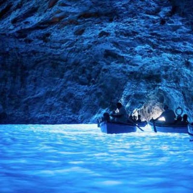 Capri and Blue Grotto Tour + Boat Trip