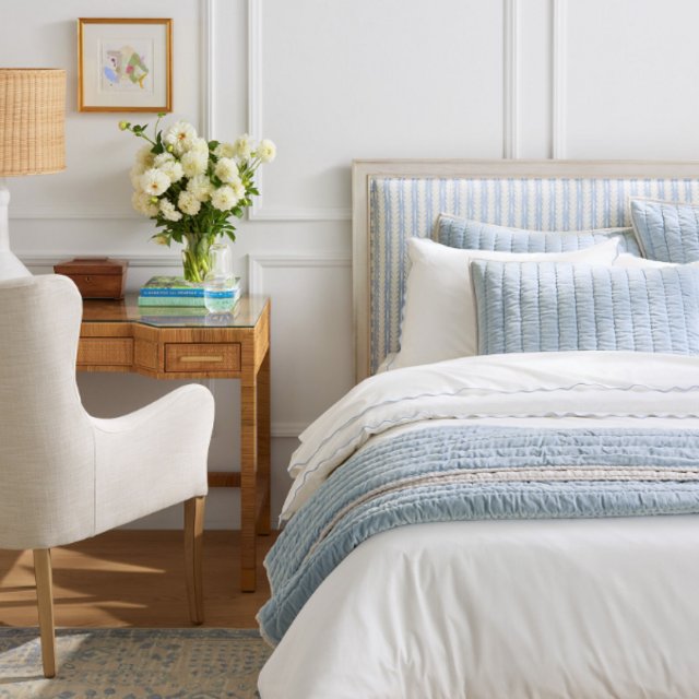 Delwood Velvet Quilt - Coastal Blue