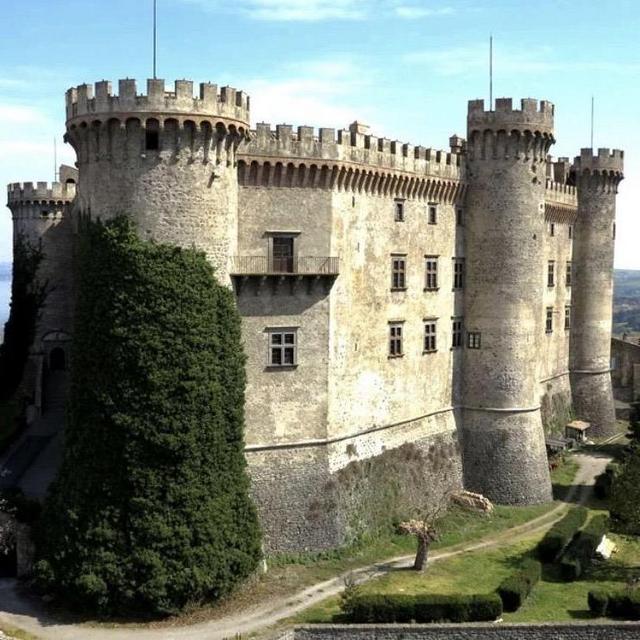 Lunch near the Castello Orsini-Odescalchi in Bracciano