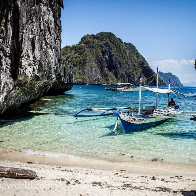 Boat Cruise in the Philippines