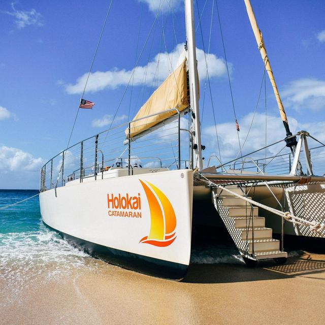 Holokai Catamaran Cruise