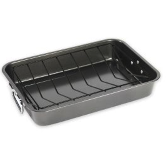 17-Inch Carbon Steel Roaster with Nonstick Rack in Grey