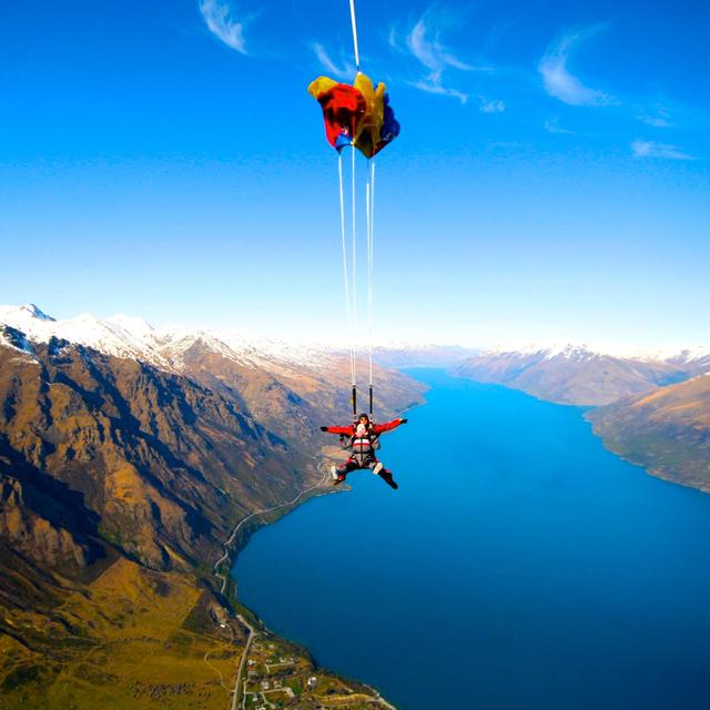 Honeymoon Skydive Kauai