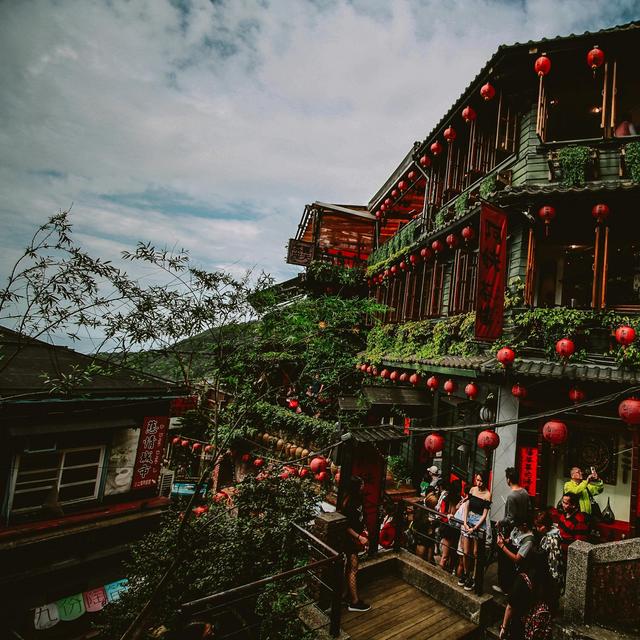 Honeymoon flight to Taipei (Contribute any amount you’re comfortable with - it’s all appreciated!)