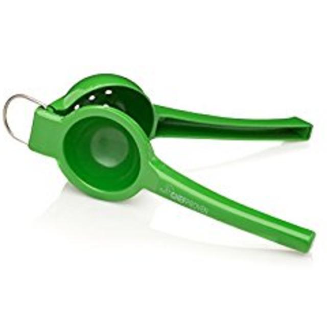 Chef Proven Citrus Manual Juicer and Lemon Press. Lightweight Aluminum Citrus Press Let's You Squeeze Out All The Fruit Juice Without The Pulp. Use It As A Citrus Squeezer In The Kitchen Or A Lemon And Lime Juicer On The BBQ.